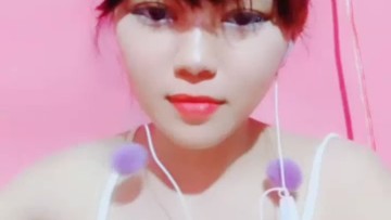 Miss Gege Spill Uting Tocilnya MangoLive