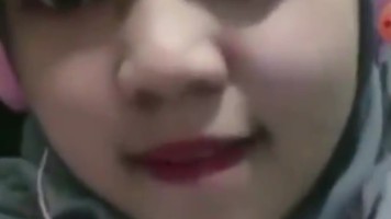 Cewe Jilbab Spill Memek Live