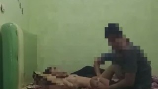 Bokep Indo Premium 3Some Ngewe Ayam Kampus Mulus Dikost